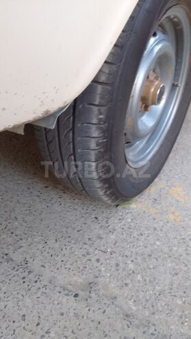 LADA (VAZ) 2106 1993, 95,000 km - 1.6 l - Salyan