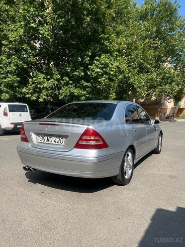 Mercedes C 200 2001, 290,000 km - 2.0 l - Bakı