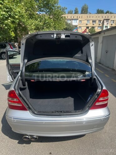 Mercedes C 200 2001, 290,000 km - 2.0 l - Bakı