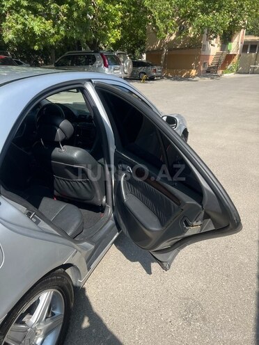 Mercedes C 200 2001, 290,000 km - 2.0 l - Bakı