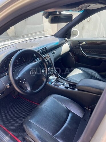 Mercedes C 200 2001, 290,000 km - 2.0 l - Bakı