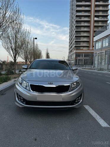 Kia K5-1