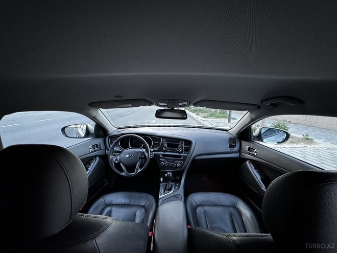 Kia K5-8