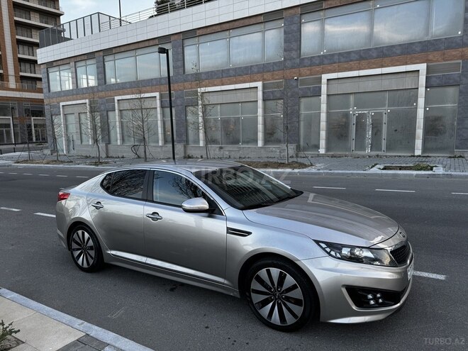 Kia K5-3