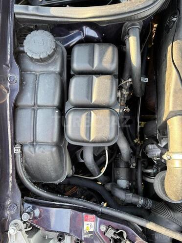 Mercedes E 270 1999, 288,000 km - 2.7 л - İmişli