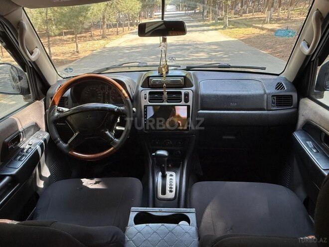 Mitsubishi Pajero io 2003, 218,222 km - 1.8 l - Sumqayıt