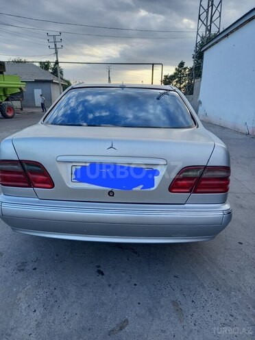 Mercedes E 220 d 2001, 456,000 km - 2.2 l - İmişli