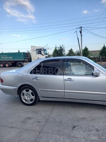 Mercedes E 220 d 2001, 456,000 km - 2.2 l - İmişli