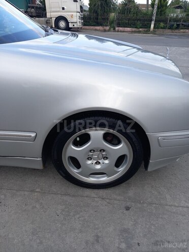 Mercedes E 220 d 2001, 456,000 km - 2.2 l - İmişli