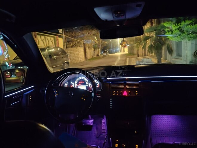 Mercedes E 220 d 2001, 456,000 km - 2.2 l - İmişli