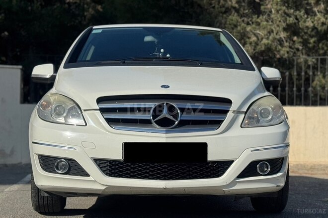 Mercedes B 180 2010, 150,000 km - 1.7 l - Bakı