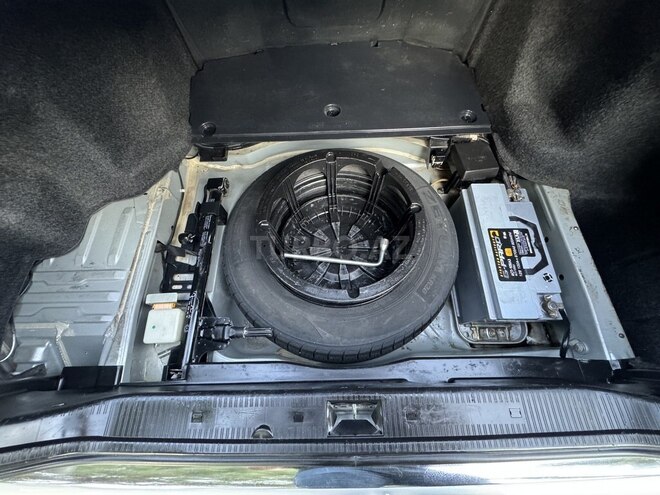 Mercedes C 230 2000, 265,000 km - 2.3 л - Saatlı