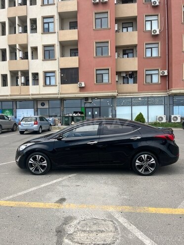 Hyundai Elantra 2015, 173,258 km - 1.6 л - Bakı
