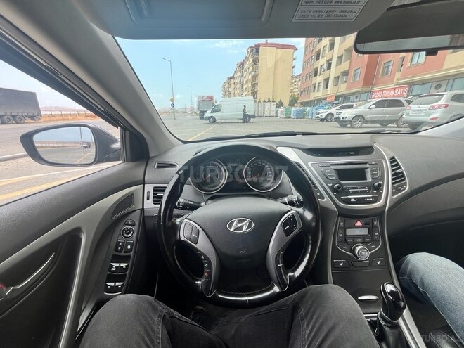 Hyundai Elantra 2015, 173,258 km - 1.6 л - Bakı
