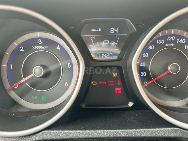 Hyundai Elantra 2015, 173,258 km - 1.6 л - Bakı