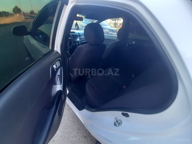 Kia Cerato 2012, 265,231 km - 1.6 l - Qazax
