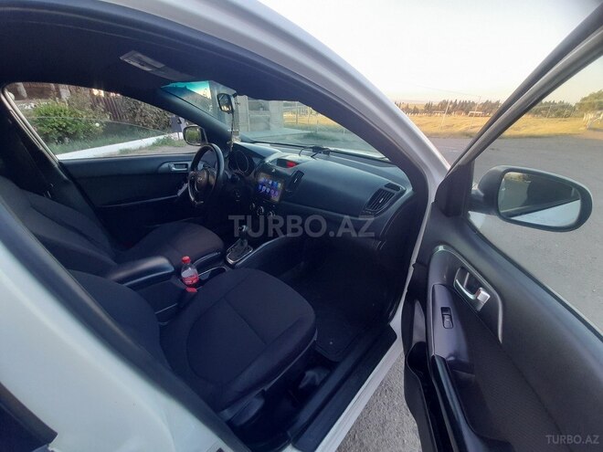 Kia Cerato 2012, 265,231 km - 1.6 l - Qazax