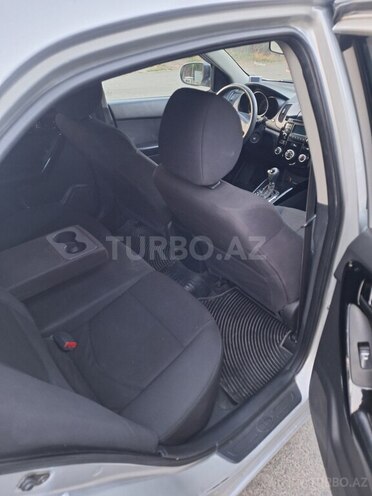 Kia Cerato 2010, 198,500 km - 1.6 l - Bakı