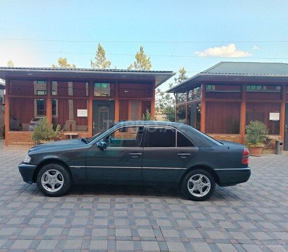 Mercedes C 200 1994, 312,218 km - 2.0 л - Şirvan