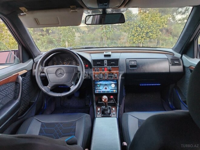Mercedes C 200 1994, 312,218 km - 2.0 л - Şirvan