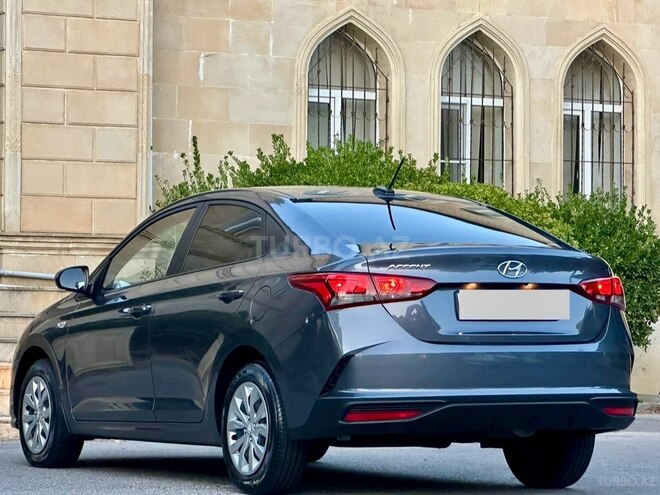 Hyundai Accent 2021, 73,000 km - 1.6 l - Bakı