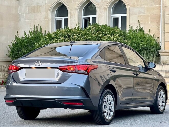 Hyundai Accent 2021, 73,000 km - 1.6 l - Bakı