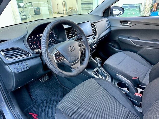 Hyundai Accent 2021, 73,000 km - 1.6 l - Bakı