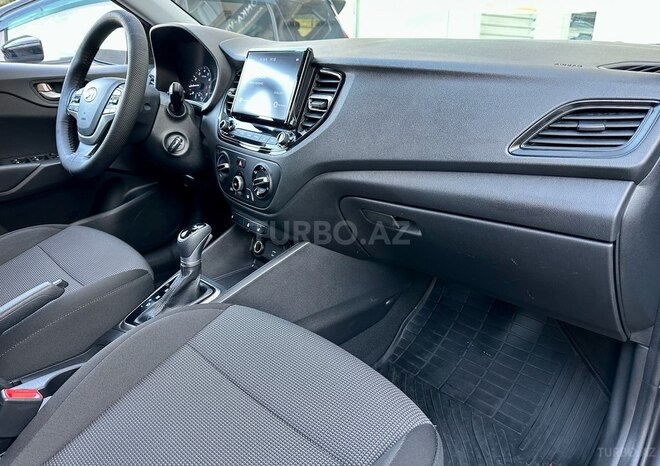 Hyundai Accent 2021, 73,000 km - 1.6 l - Bakı