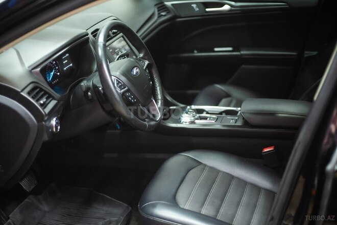 Ford Fusion (North America)-13