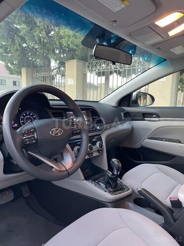 Hyundai Elantra 2019, 108,000 km - 2.0 l - Bakı