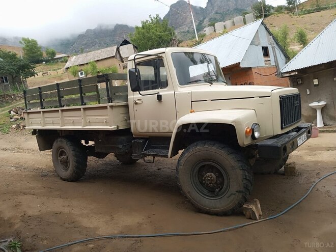 GAZ 3308 2003, 27,000 km - 4.2 l - Yardımlı