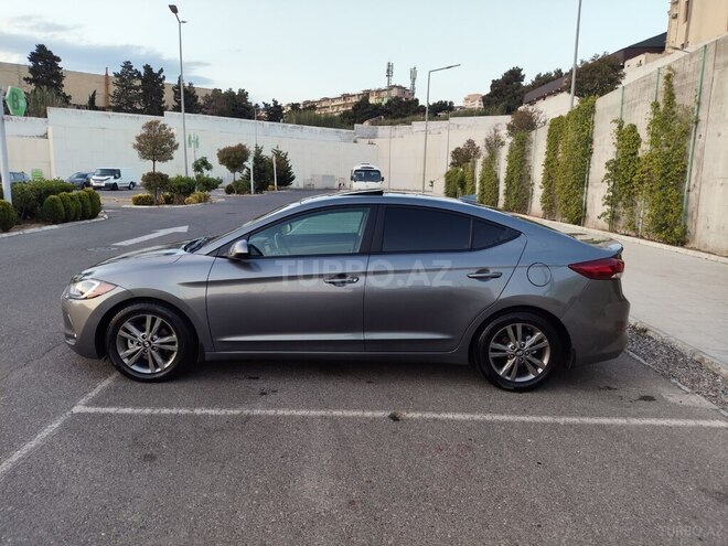 Hyundai Elantra 2018, 84,600 km - 2.0 l - Bakı