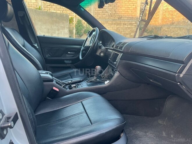 BMW 528 2000, 350,000 km - 2.8 л - Bakı