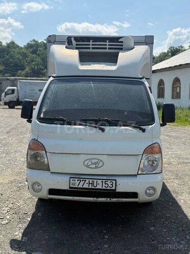 Hyundai H 100 2012, 175,000 km - 2.5 l - Zaqatala