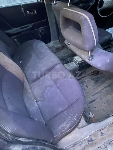 Audi 80 1989, 120,000 km - 1.8 l - Sabirabad