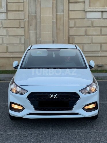 Hyundai Accent 2019, 129,900 km - 1.6 l - Bakı