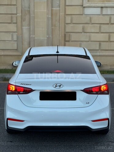 Hyundai Accent 2019, 129,900 km - 1.6 l - Bakı