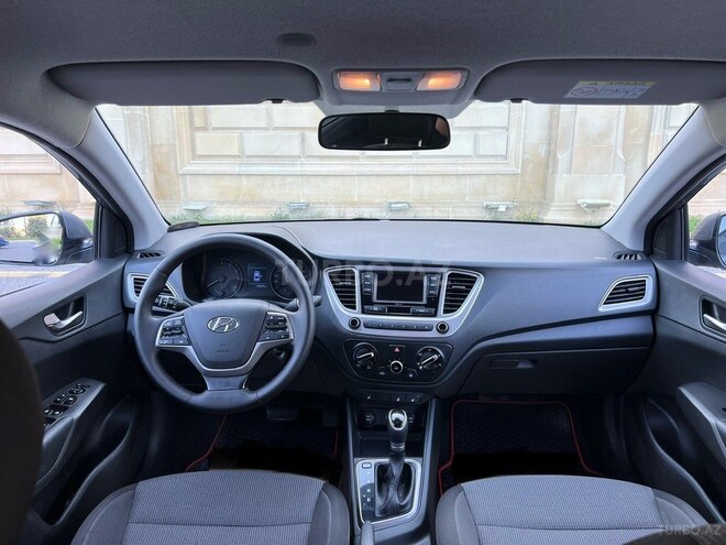 Hyundai Accent 2019, 129,900 km - 1.6 l - Bakı