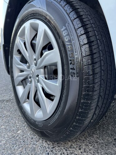 Hyundai Accent 2019, 129,900 km - 1.6 l - Bakı