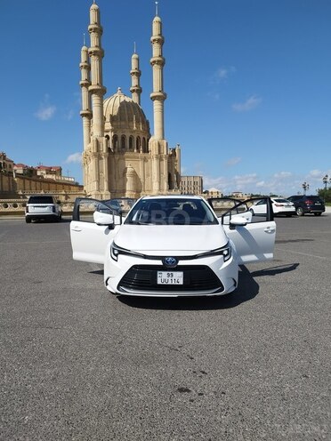 Toyota Corolla 2024, 18,600 km - 1.8 l - Bakı