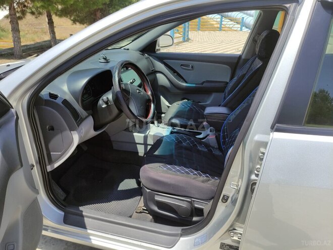 Hyundai Avante 2008, 211,635 km - 1.6 l - Füzuli