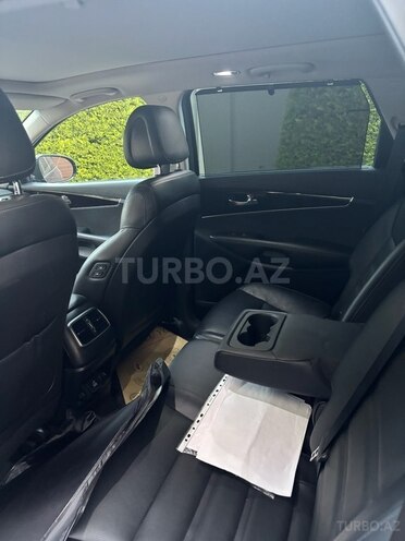 Kia Sorento-7