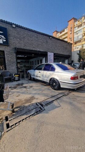 BMW 523 1997, 500,000 km - 2.5 l - Bakı
