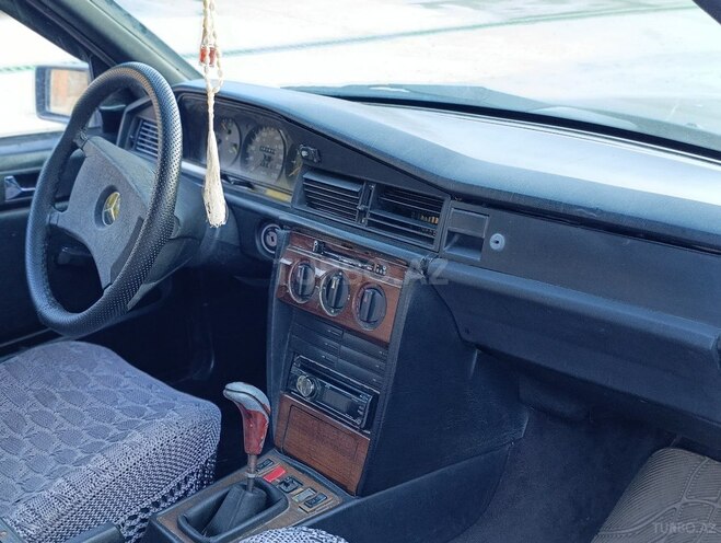 Mercedes 190 1991, 660,685 km - 2.0 l - Bakı