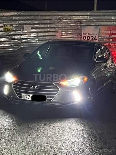 Hyundai Elantra 2017, 57,800 km - 2.0 l - Bakı