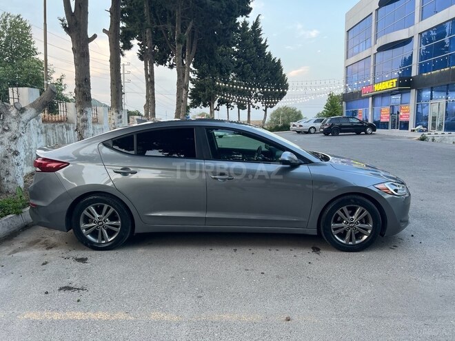 Hyundai Elantra 2017, 57,800 km - 2.0 l - Bakı