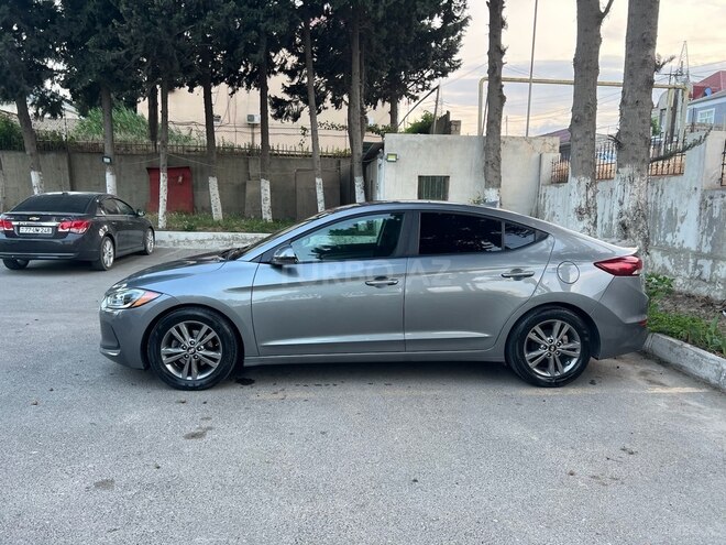 Hyundai Elantra 2017, 57,800 km - 2.0 l - Bakı