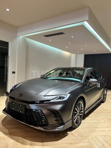 Toyota Camry-3