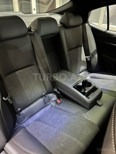 Toyota Camry-17