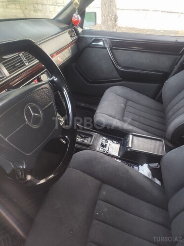 Mercedes E 220 1995, 200,000 km - 2.2 л - Bakı